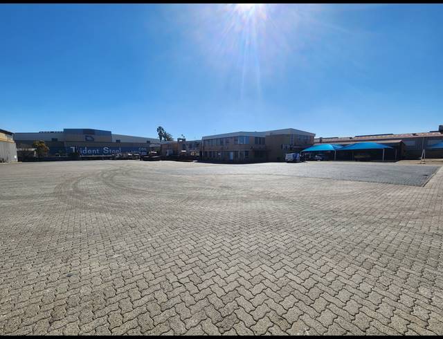 18,286M² WAREHOUSE FOR SALE IN ROODEKOP